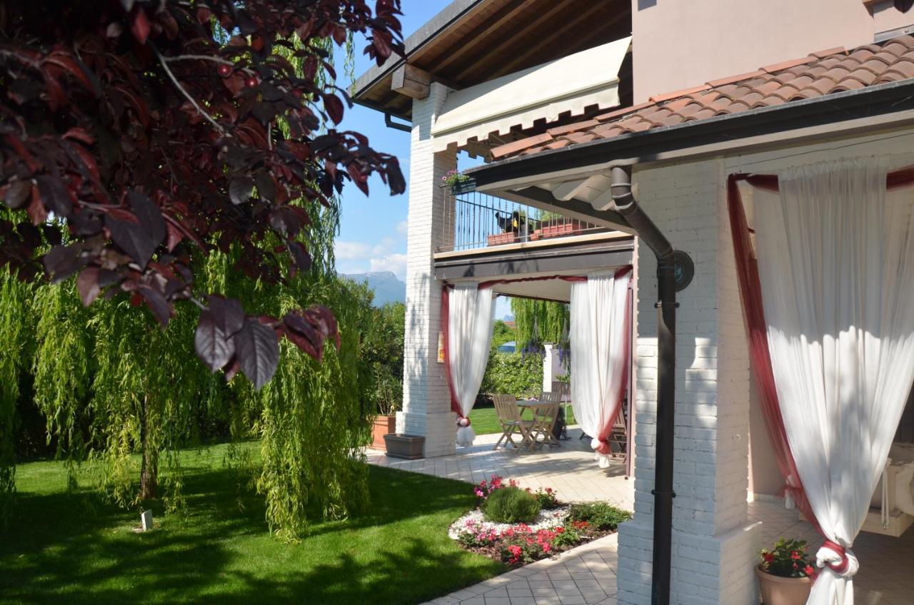 Asso Bed & Breakfast Манерба-дель-Гарда Екстер'єр фото