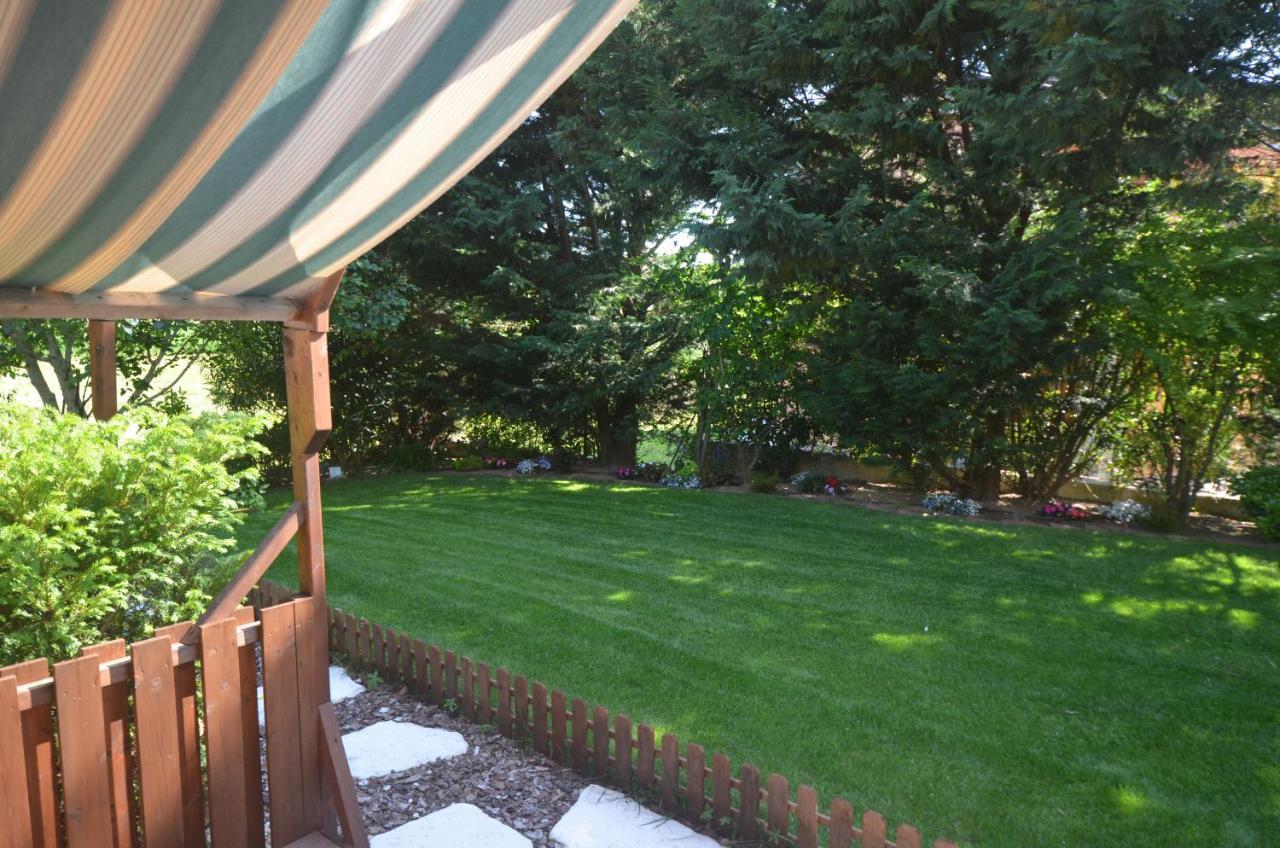 Asso Bed & Breakfast Манерба-дель-Гарда Екстер'єр фото