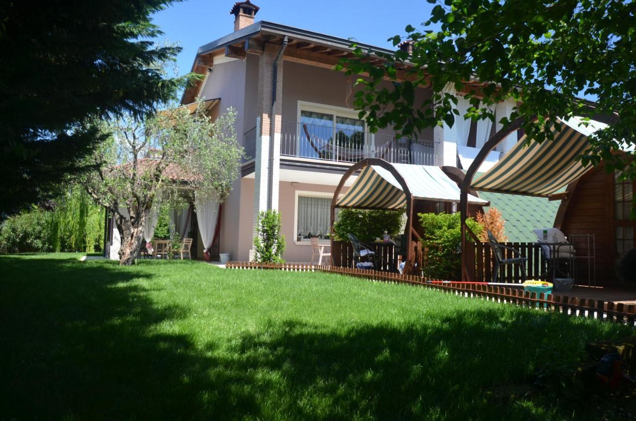 Asso Bed & Breakfast Манерба-дель-Гарда Екстер'єр фото