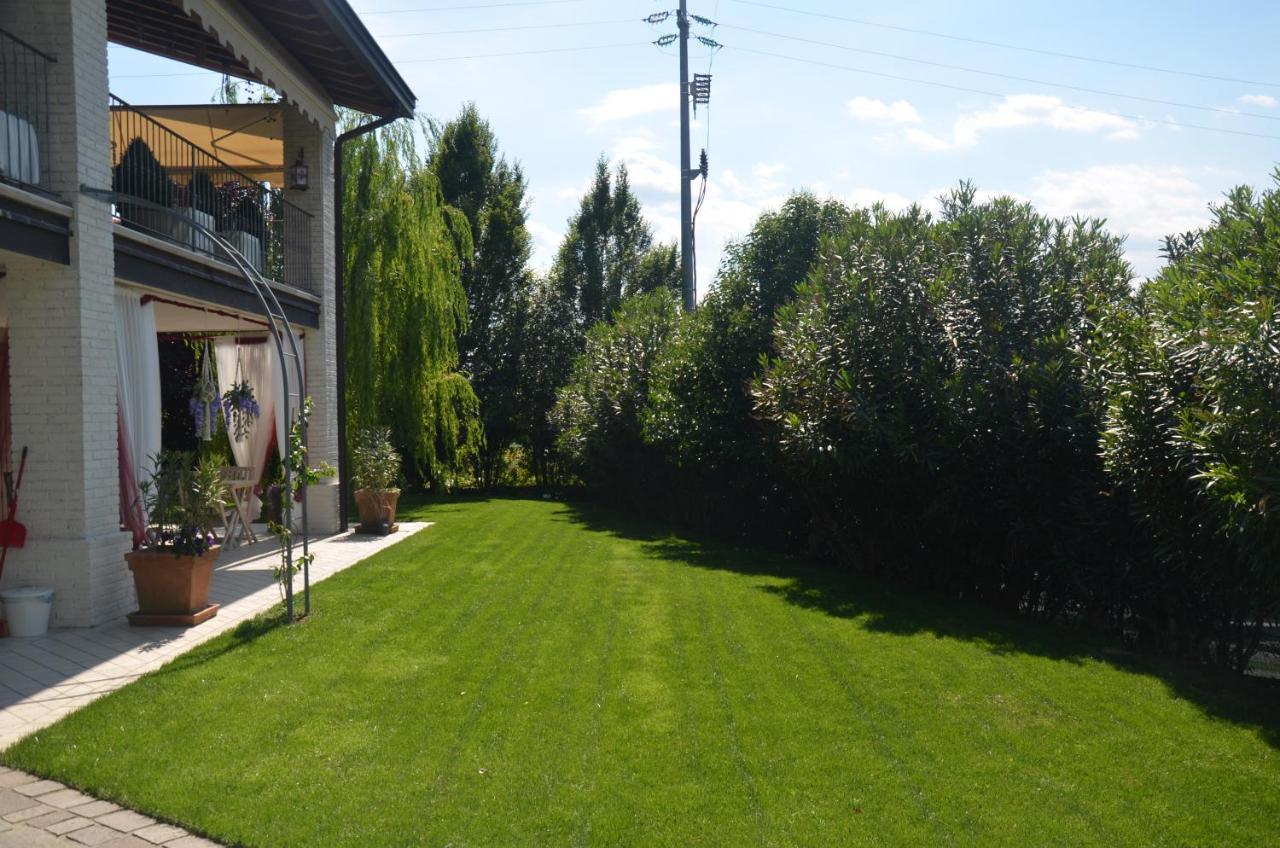 Asso Bed & Breakfast Манерба-дель-Гарда Екстер'єр фото
